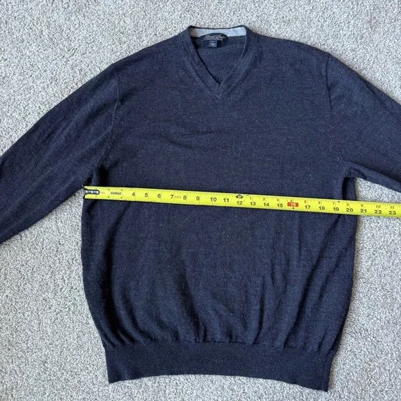 Garret Scott Mens Extra Fine Merino Wool V-Neck Sweater Dark Grey - Picture 5 of 9